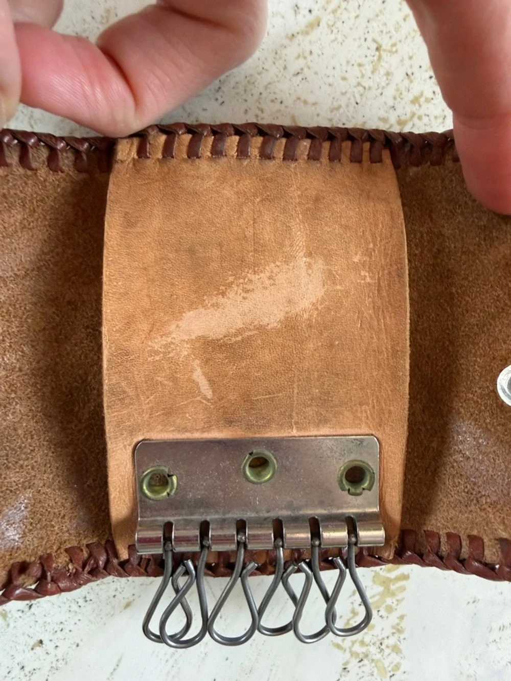 Vintage Hand Tooled Leather Key Holder Unisex Western Floral Whip Stitch Snap
